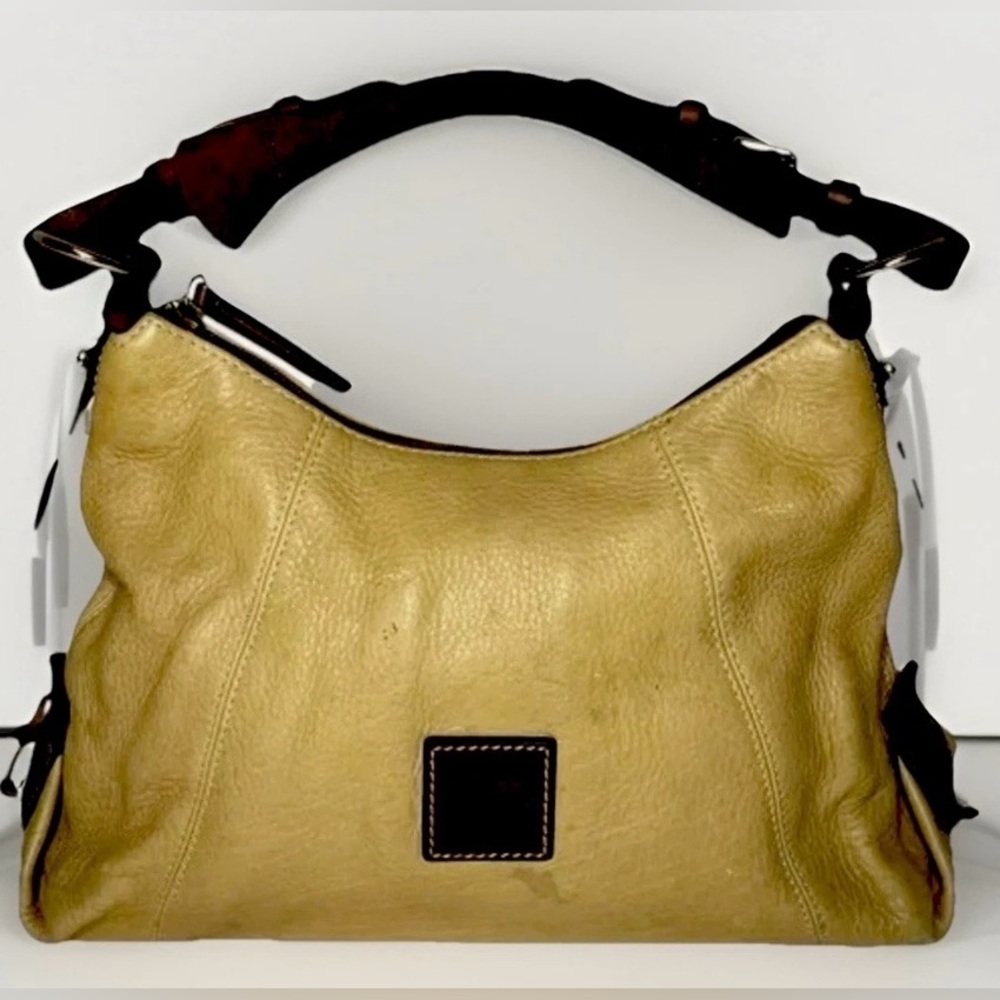 Vintage Dooney & Bourke East West Tan Pebbled Leather Zip Top Hobo  Bag